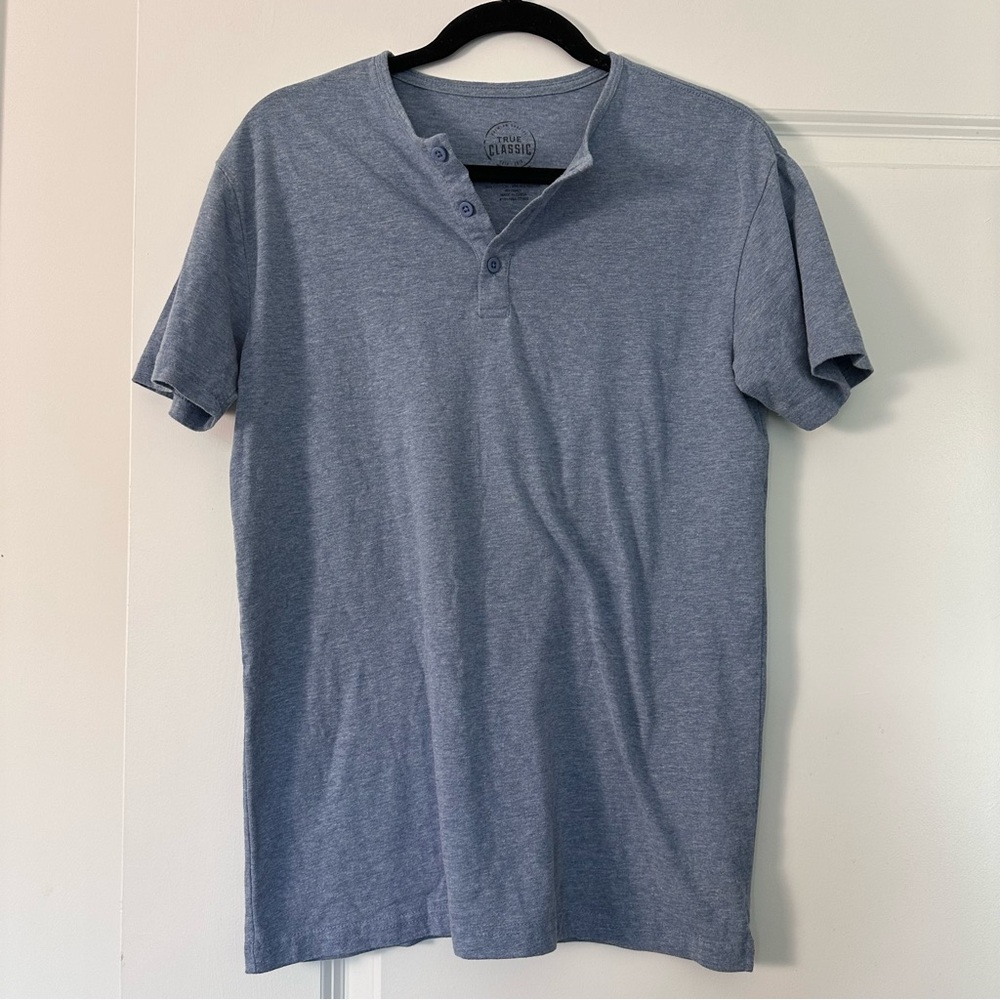 True Classics (Medium) Short Sleeve Henley T-Shirt- Pale Blue